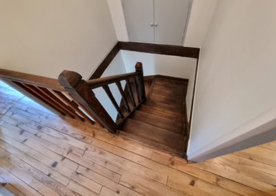 ESCALIER ACCÈS ÉTAGE